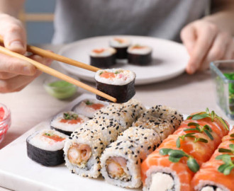 Скидка 50% на суши-сет "Сакура" от "Shymy"