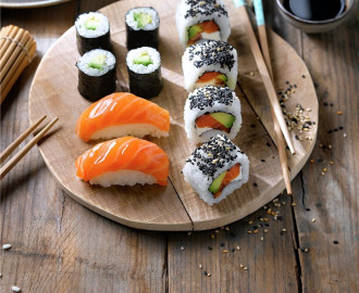 Скидка  40% на суши-сет от ресторана «TAYAKY»